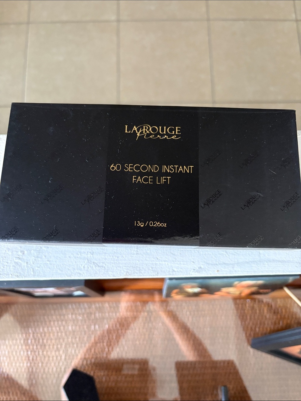 LA ROUGE PIERRE 60 Second Instant Face Lift